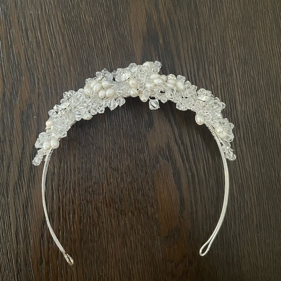 Bridal Headpiece - Picture 2 of 6